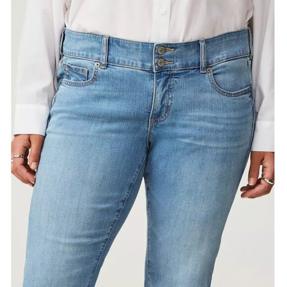 NWT Torrid Low Rise Flare Vintage Stretch Jean 22 - Picture 5 of 11